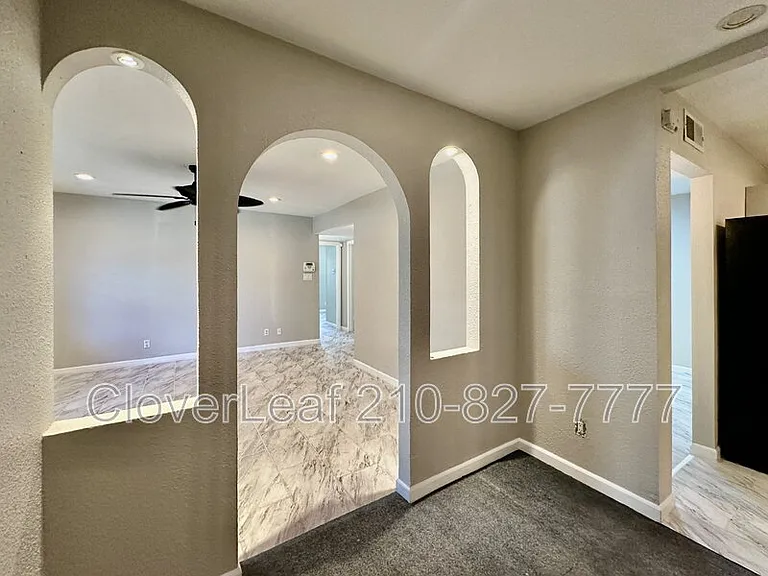 214 Basswood Dr — Photo 6
