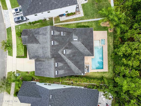2nd image of 272 OLIVETTE Street
