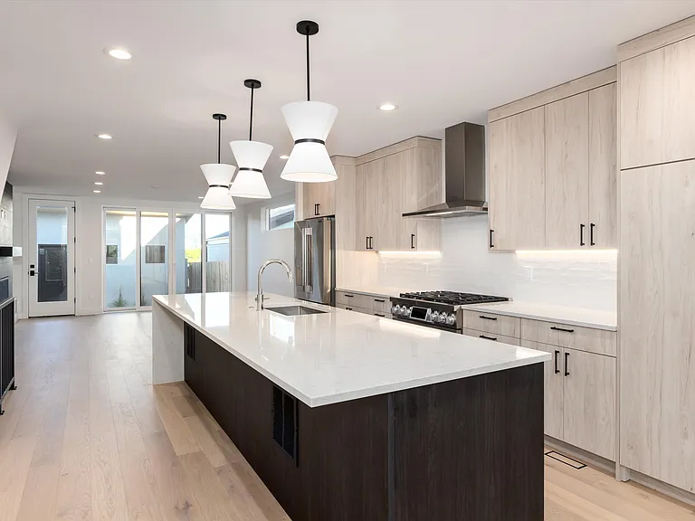 2088 Eliot St — Photo 6