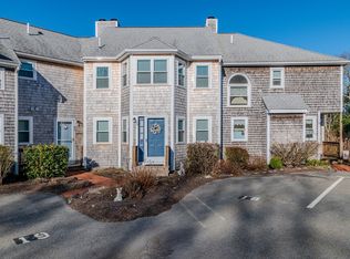 19 Harbor Hill Dr UNIT 19, Buzzards Bay, MA 02532