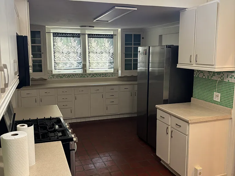 437 W Magnolia Ave #1 — Photo 10