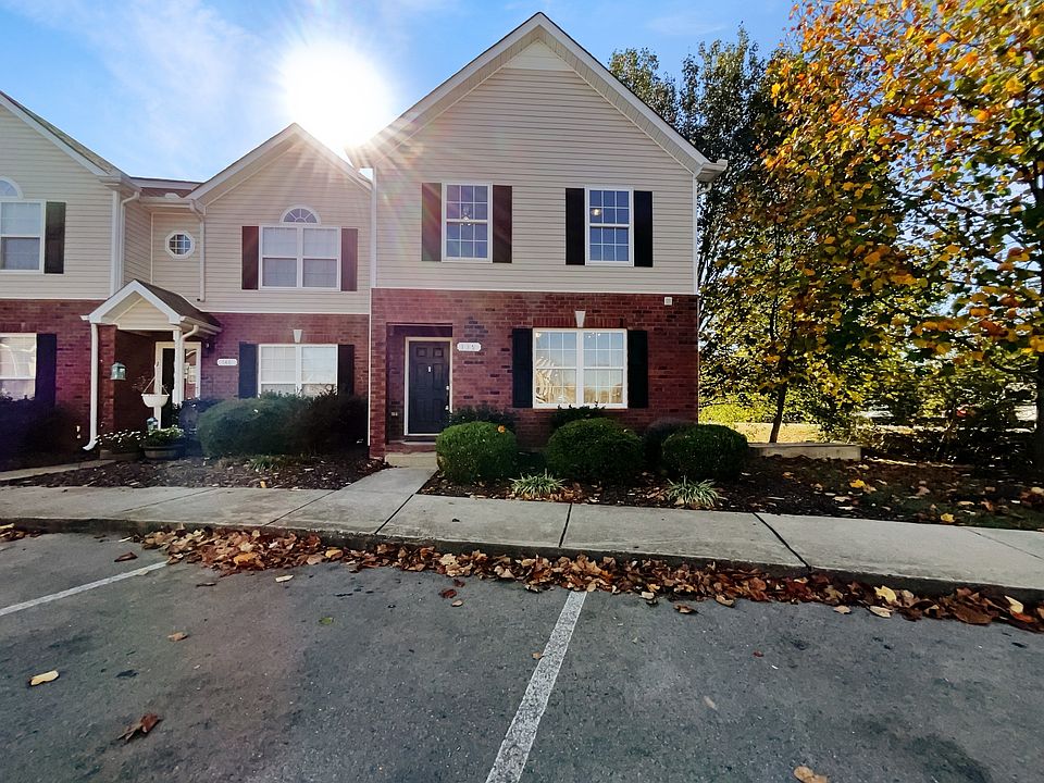 1st image of 139 Oak Valley Cir