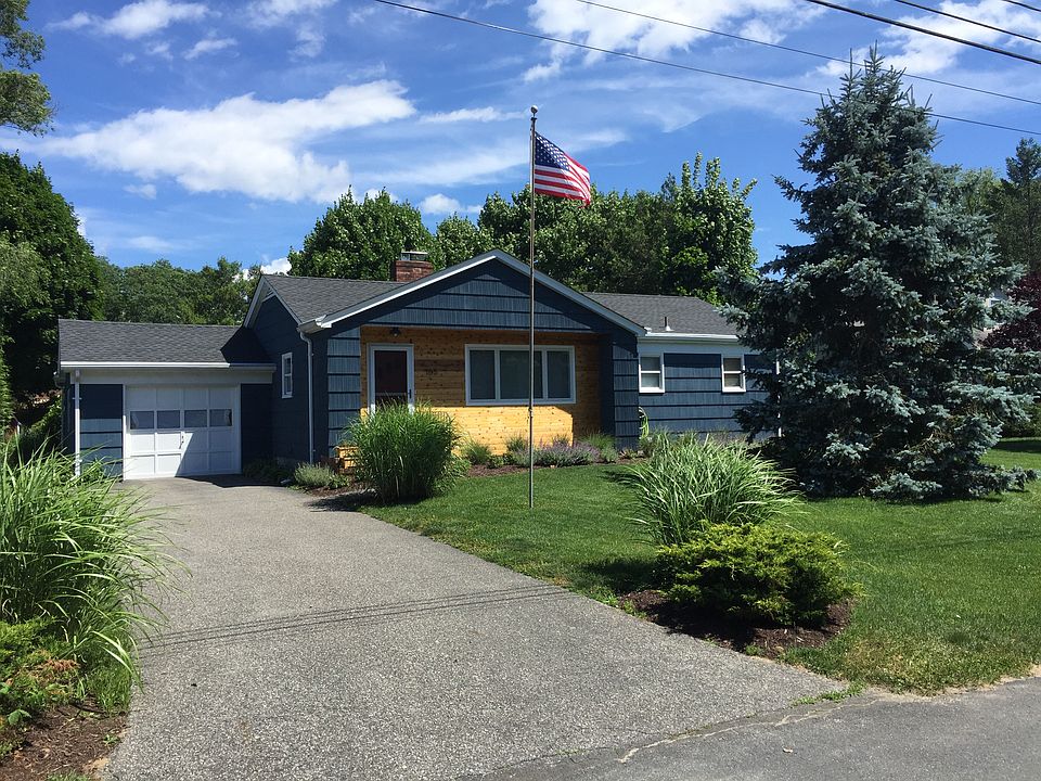 1st image of 165 Gin Ln
