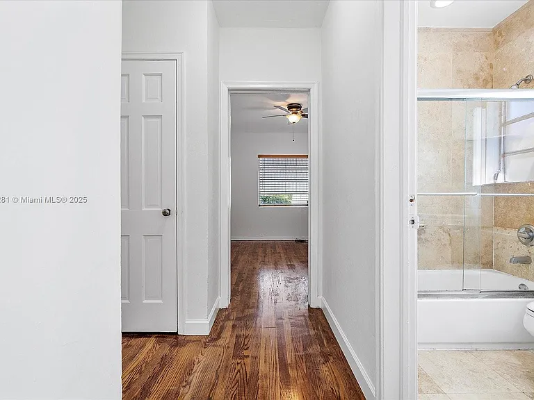 8826 Emerson Ave — Photo 20