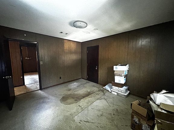 3rd image of 1424 Jake Dr