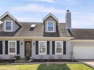 225 SW Seagull St, Lees Summit, MO 64082