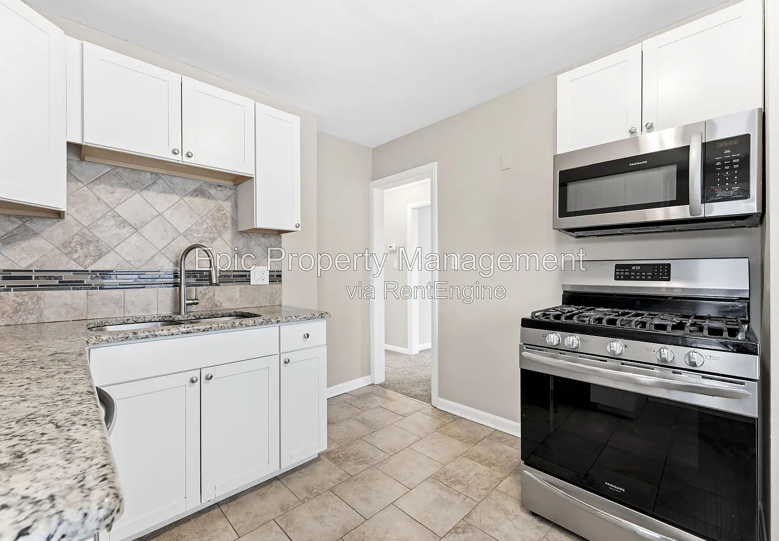 2 bed, 1.0 bath, $1,695 — Photo 3