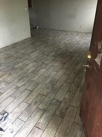 3 bed, 1100 sqft, $750 — Photo 2