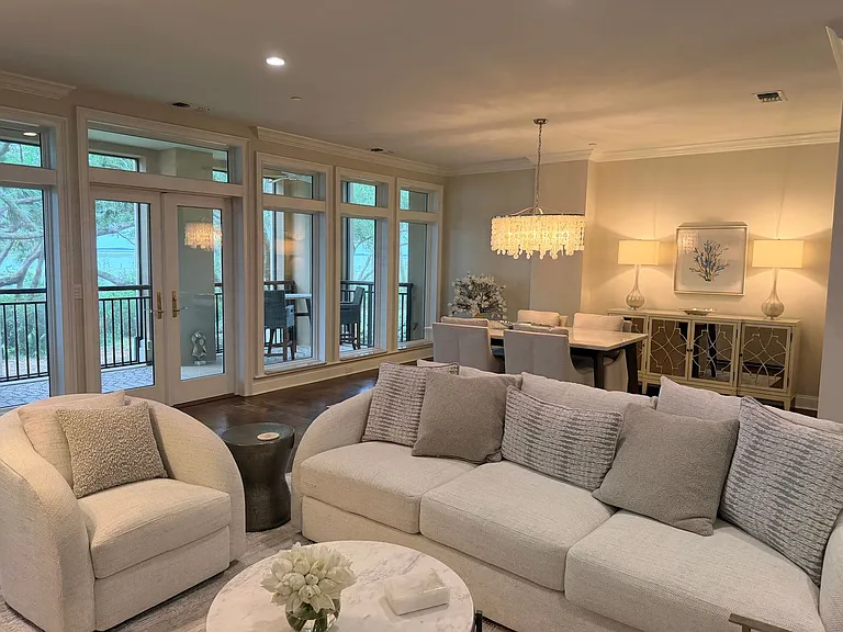 300 Grandview Ct #323 — Photo 9