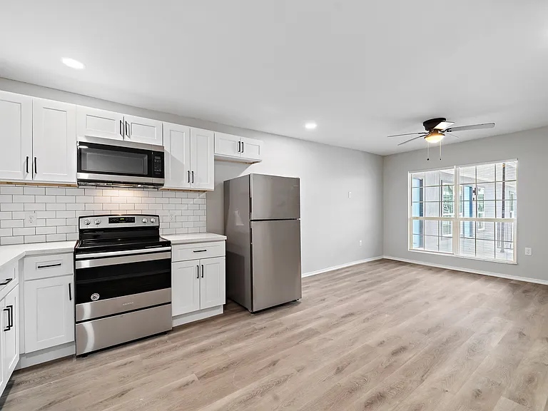 Saphira Apartments — Photo 8