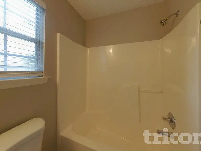 236 Galway Ln — Photo 14