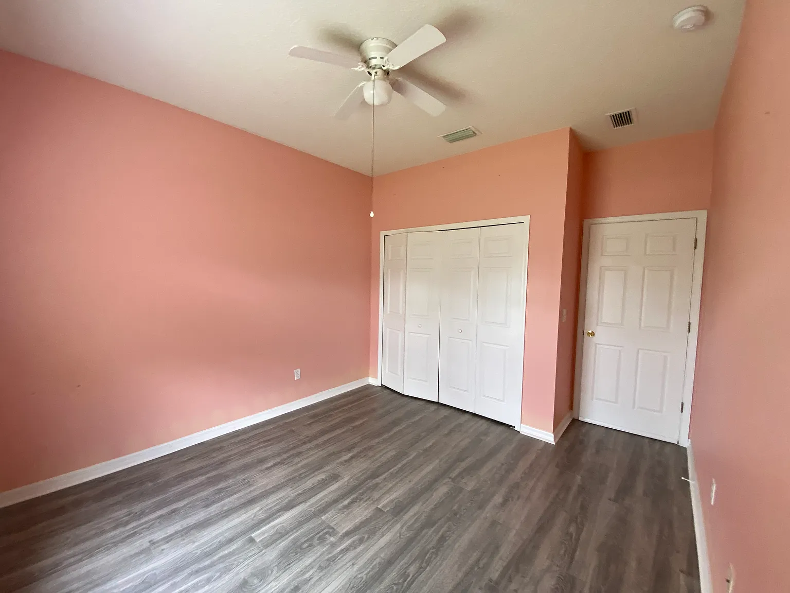 3 bed, 1752 sqft, $2,450 — Photo 3