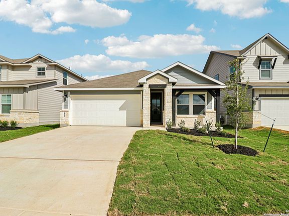 2nd image of 823 Shatterhand Blvd