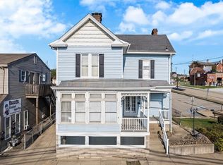 8 W Pike St, Houston, PA