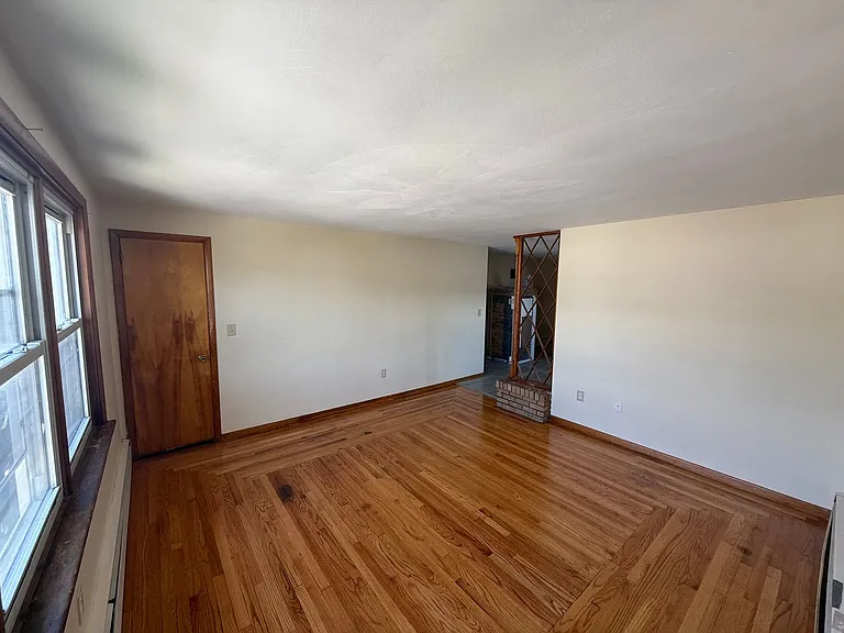 520 Oak St — Photo 12