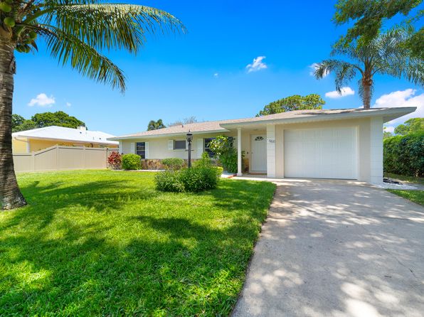 966 37th Avenue, Vero Beach, FL 32960