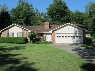 405 Valley View Dr, Fort Valley, GA 31030