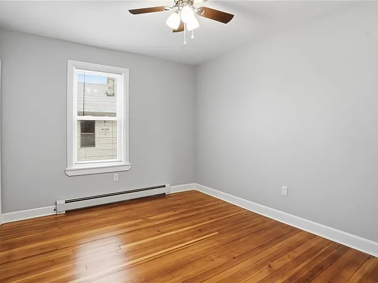 188 Division St #2F — Photo 8