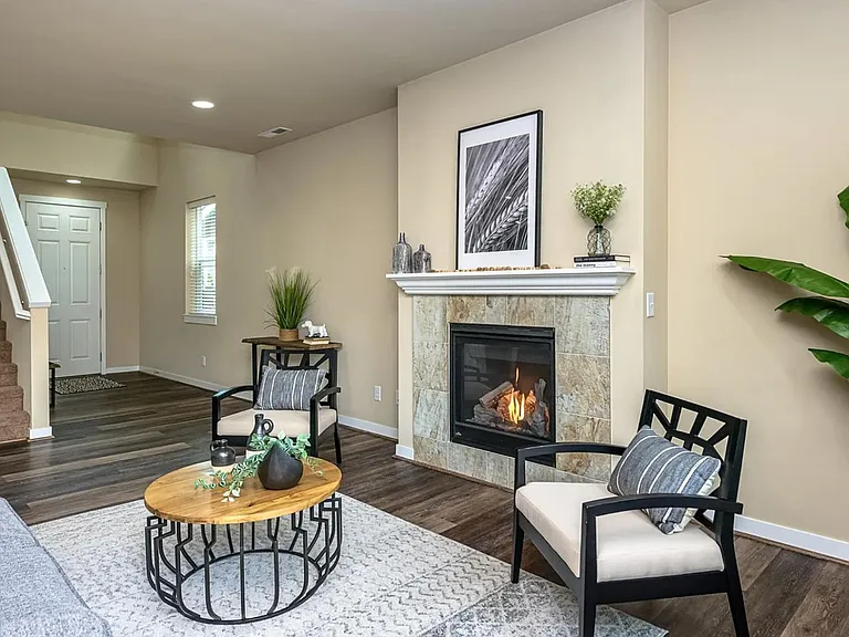 9054 Silverspot Dr SE — Photo 9