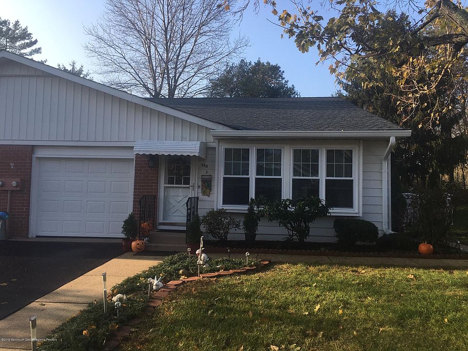 1st image of 54B Yorktowne Pkwy