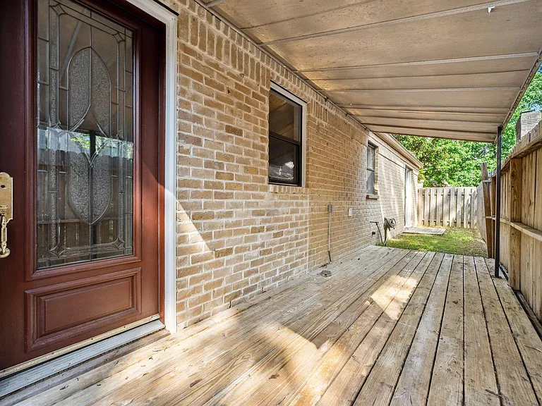 3202 Breezy Pines Ct — Photo 23