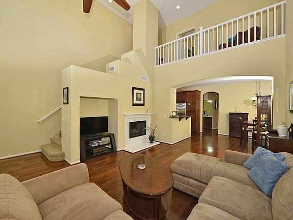5th image of 2065 Silverado St