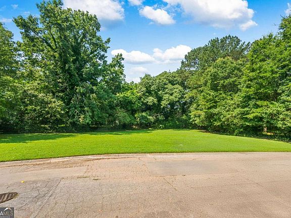 4th image of 755 Dunaire Way
