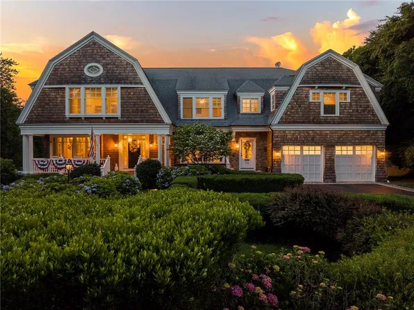 75 Ferry Ln, Barrington, RI 02806