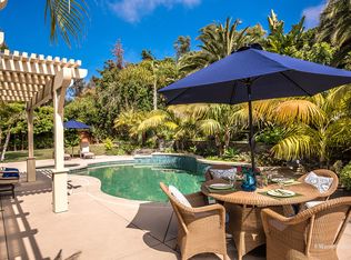 1033 Saint Albans Dr, Encinitas, CA 92024