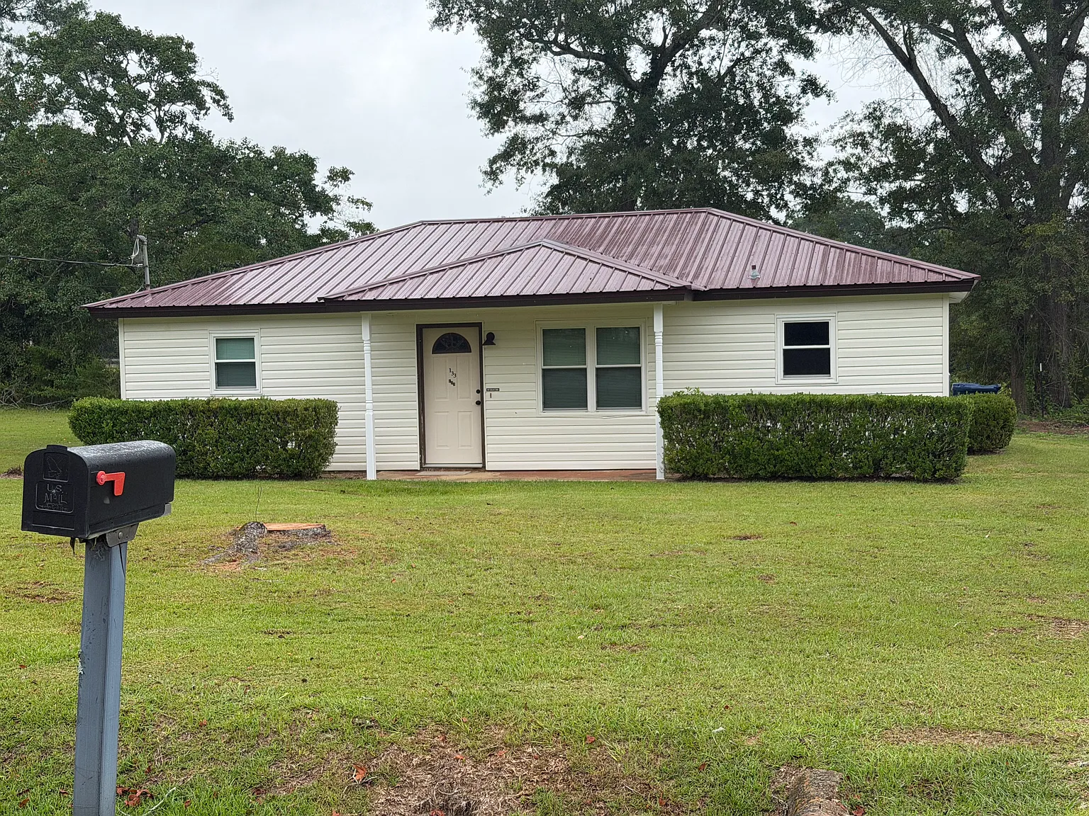 2 bed, 1000 sqft, $1,200 — Photo 1