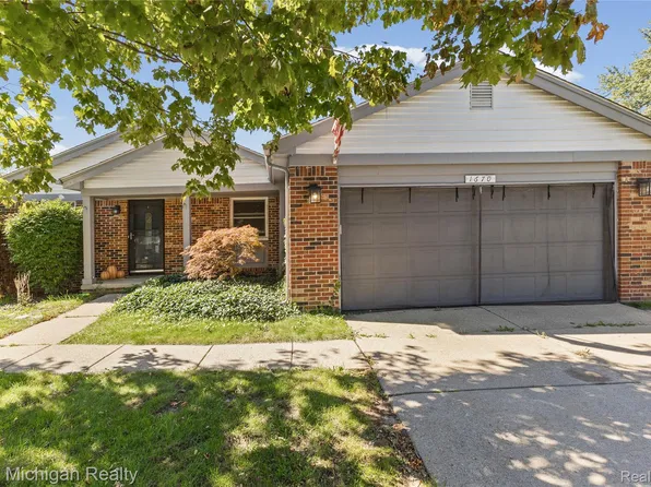 1670 Heritage Dr, Canton, MI 48188