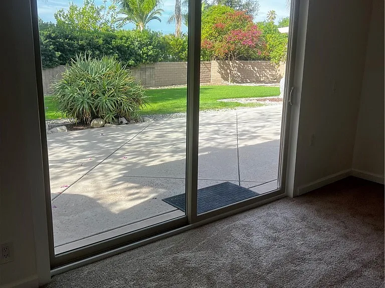 122 W Fairfield Dr — Photo 10