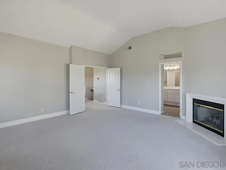 7130 Calabria Ct #E — Photo 46