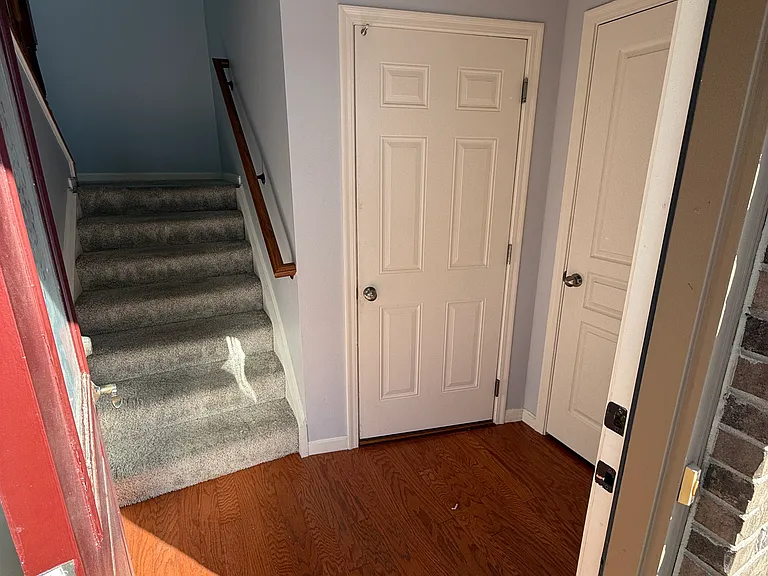 2191 Rolling Hills Dr — Photo 4