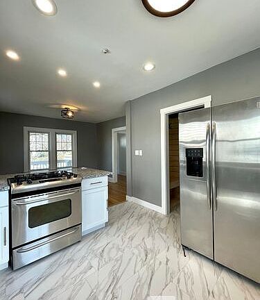 4th image of 1134 Cleveland Heights Blvd #1134