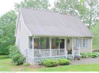 678 Pendleton Hill Rd, Voluntown, CT 06384