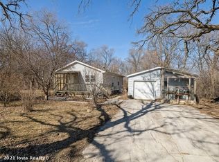 22207 Maple Rdg, Adel, IA 50003
