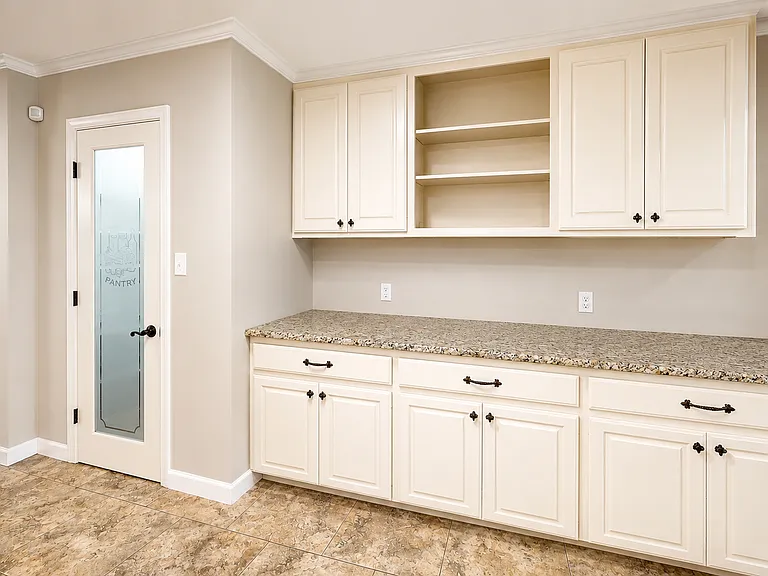 1108 Buckhall Rd — Photo 7