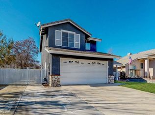 44621 Stillwater Dr, Lancaster, CA 93536