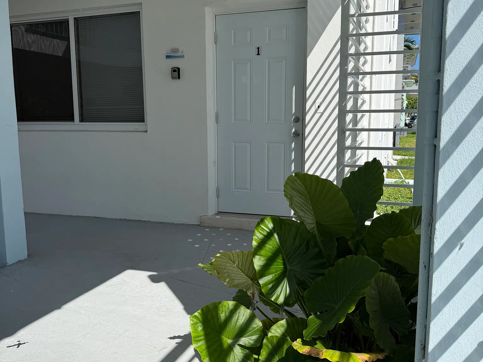 501 NE 82nd Ter — Photo 3