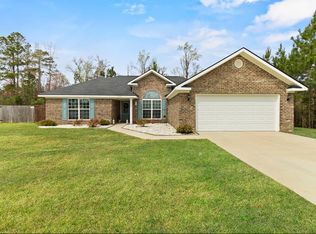 212 Powers Dr, Midway, GA 31320