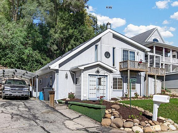 3rd image of 33940 Lagoon DRIVE