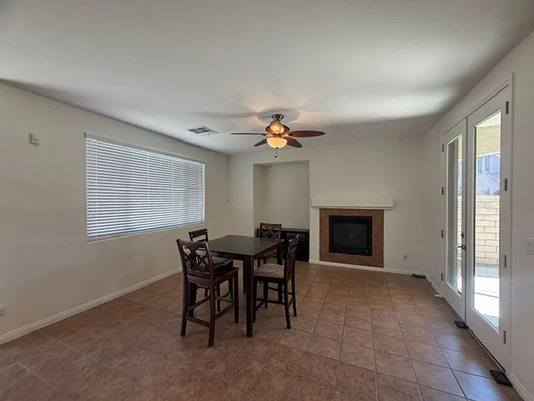 11917 Arenoso Dr — Photo 4