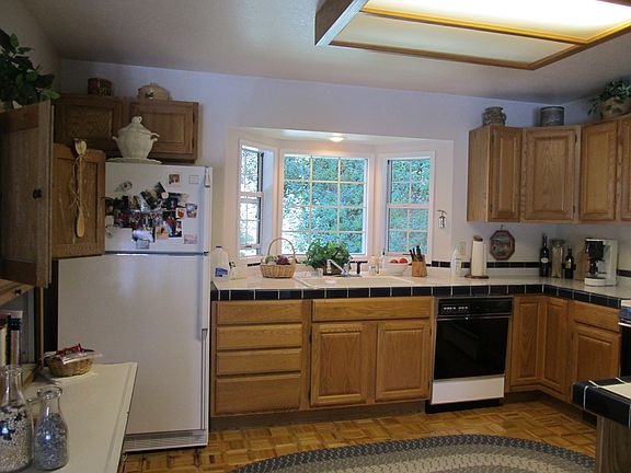 4th image of 24740 Altdorf Dr