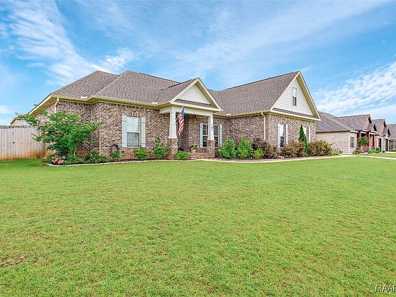 2nd image of 107 Crest Hill Drive