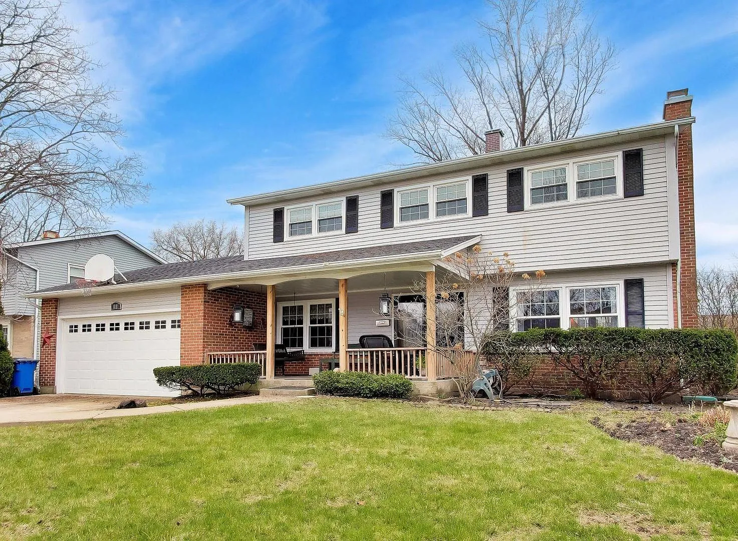 1111 E Greenwood Dr photo 1