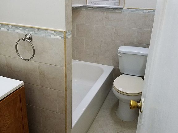 2nd image of 1674 Sterling Pl #1A