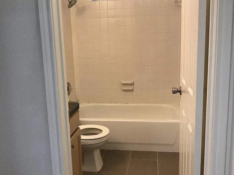 3104 Northwest Blvd #D — Photo 12