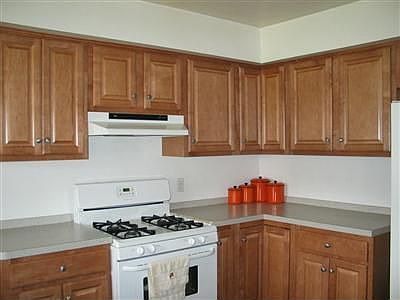 4th image of 1727 W 11th St