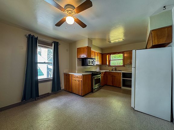 4th image of 604 W La Clede Ave